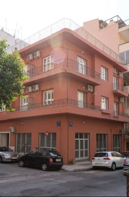 Daisy Apartment 15 Min To Acropolis Atina Dış mekan fotoğraf