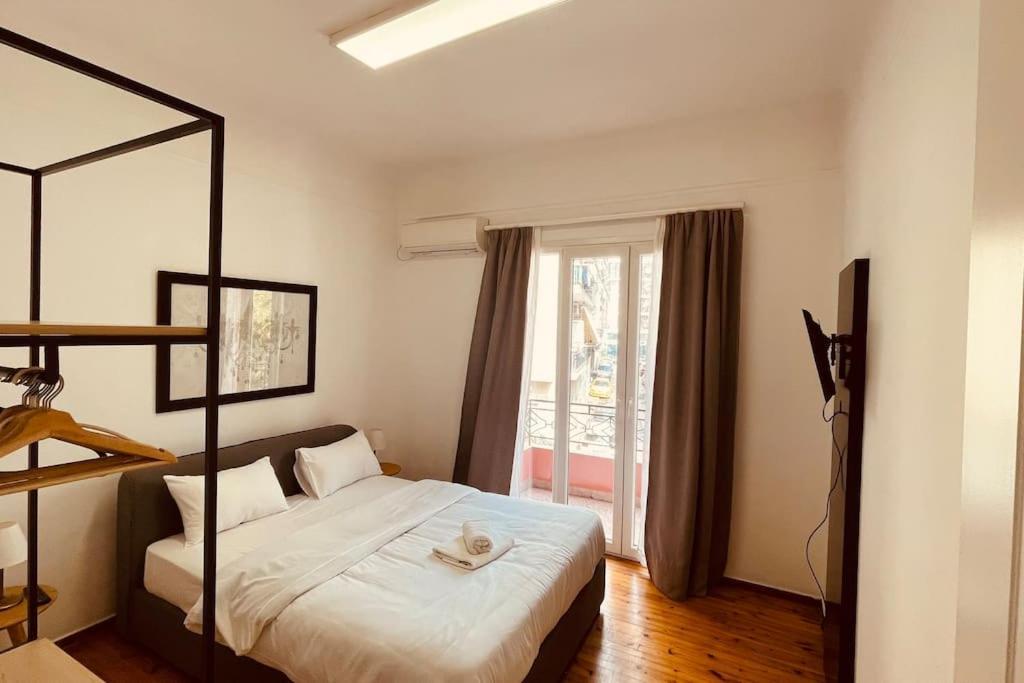 Daisy Apartment 15 Min To Acropolis Atina Dış mekan fotoğraf