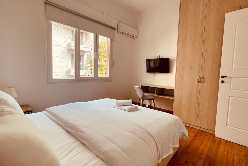 Daisy Apartment 15 Min To Acropolis Atina Dış mekan fotoğraf
